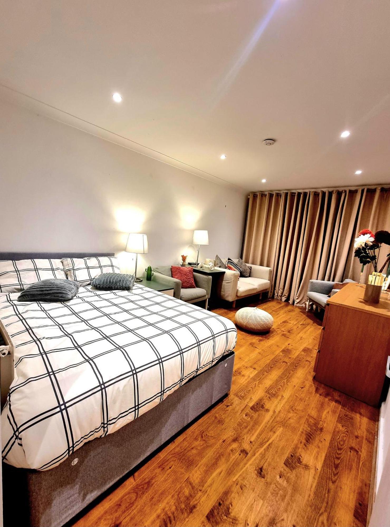 Casa vacanze Charming 4 Bedroom Duplex With Private Entrance
