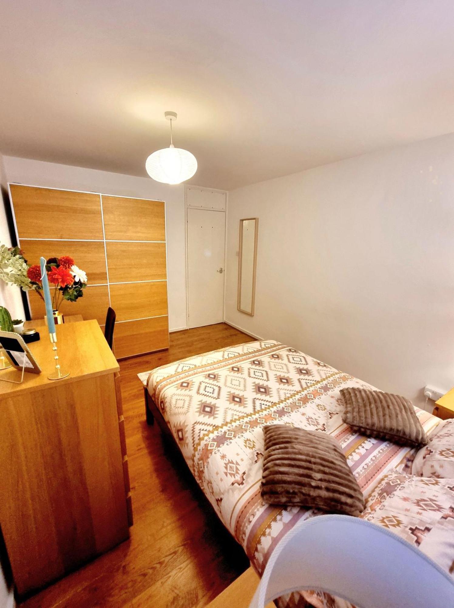 Charming 4 Bedroom Duplex With Private Entrance Londra